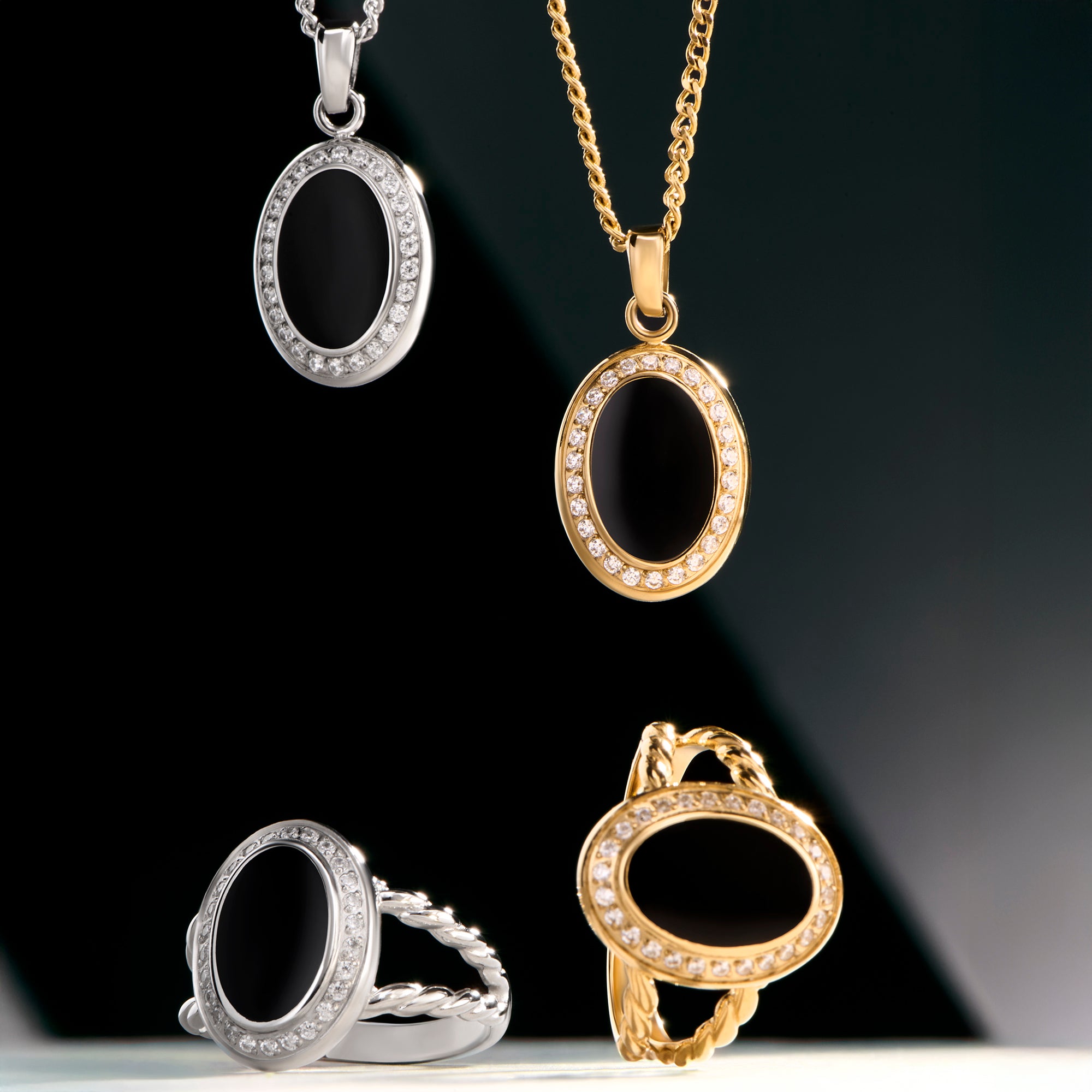 Theresa Pendant Necklace