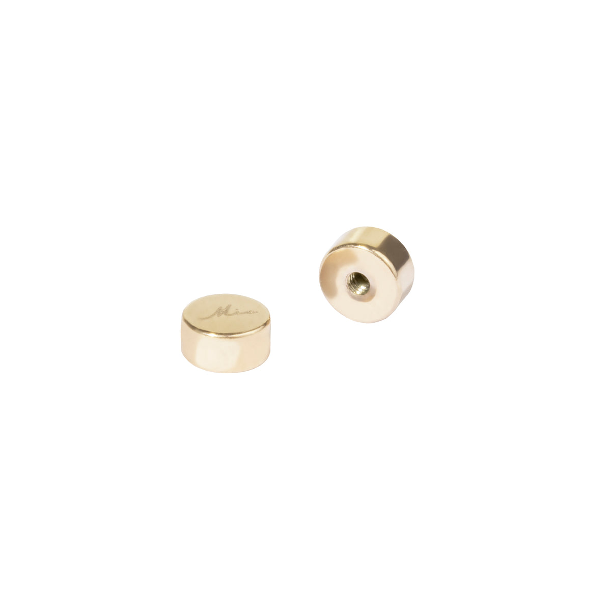 Lova Stud Earrings
