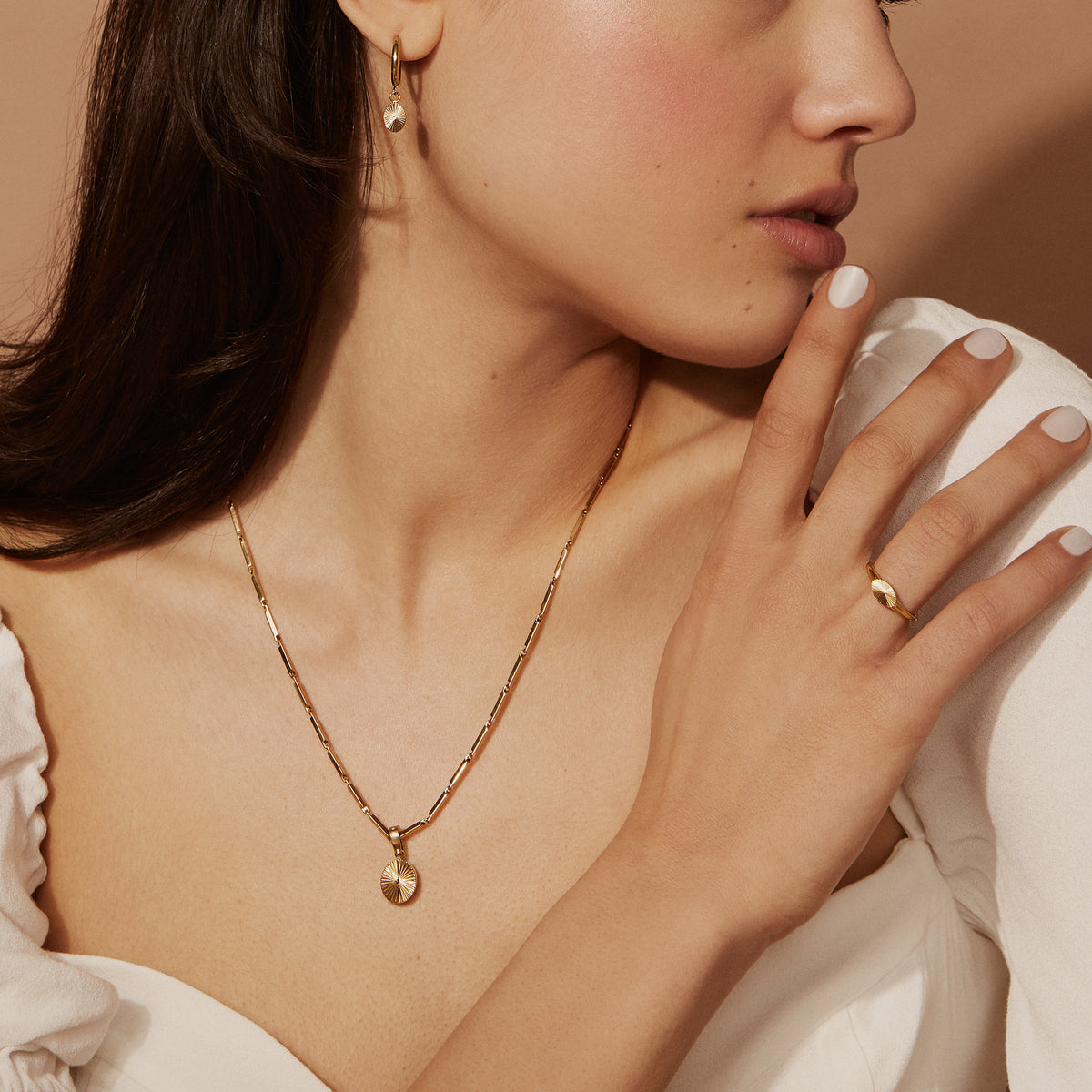 Boucles d'oreilles anneaux confortables avec pendentif soleil argent acier inoxydable MIA